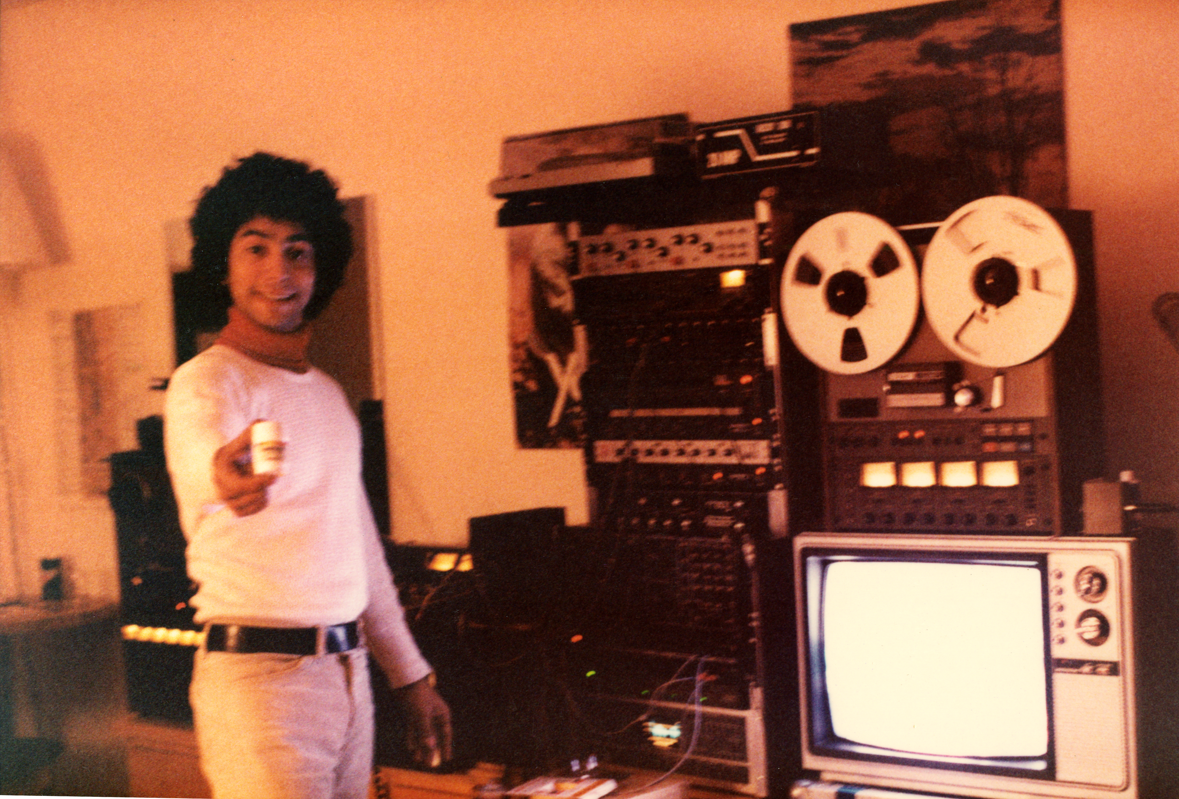 Motel room setup of the studio.